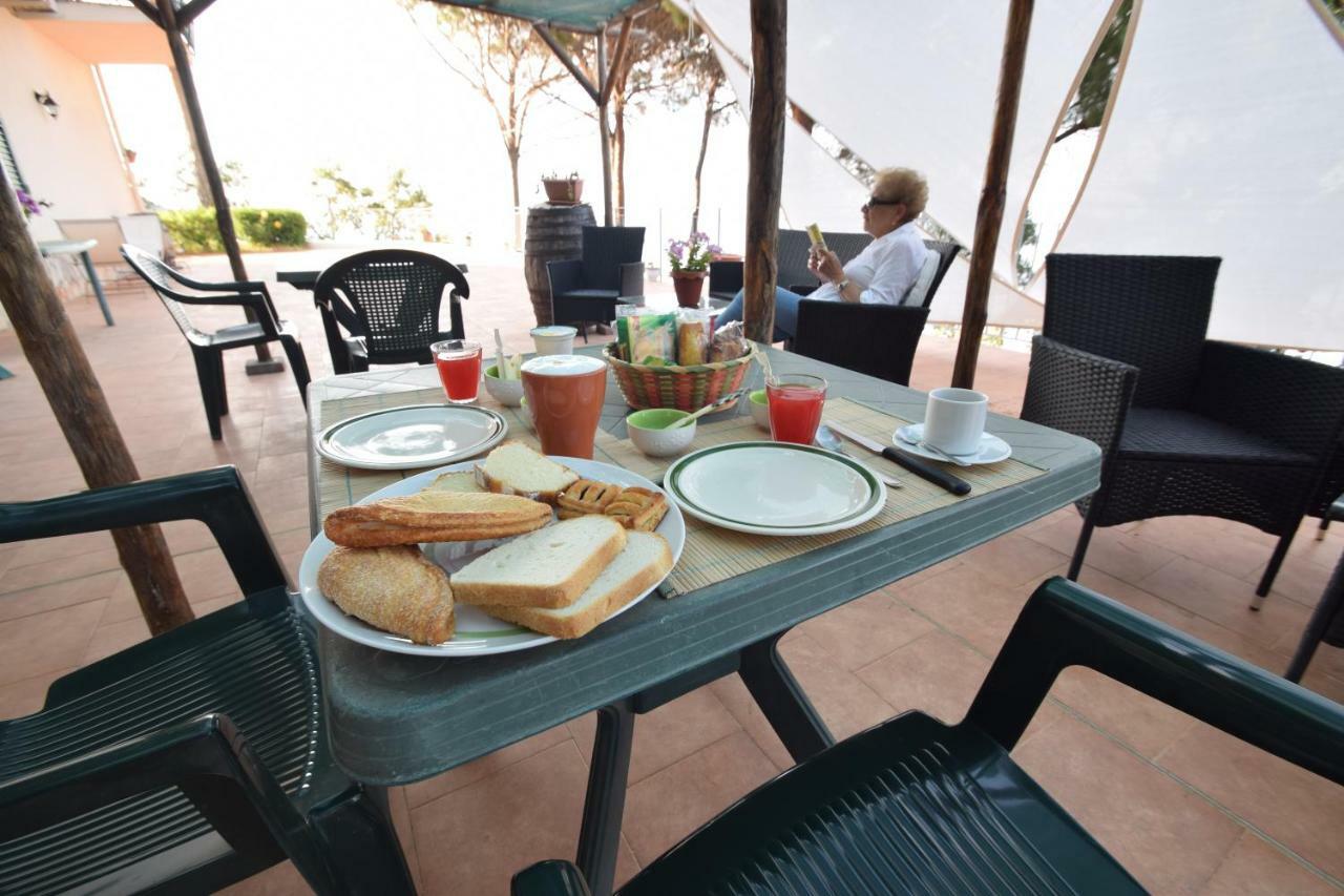 Alba Tra I Pini B&B Cefalù Buitenkant foto